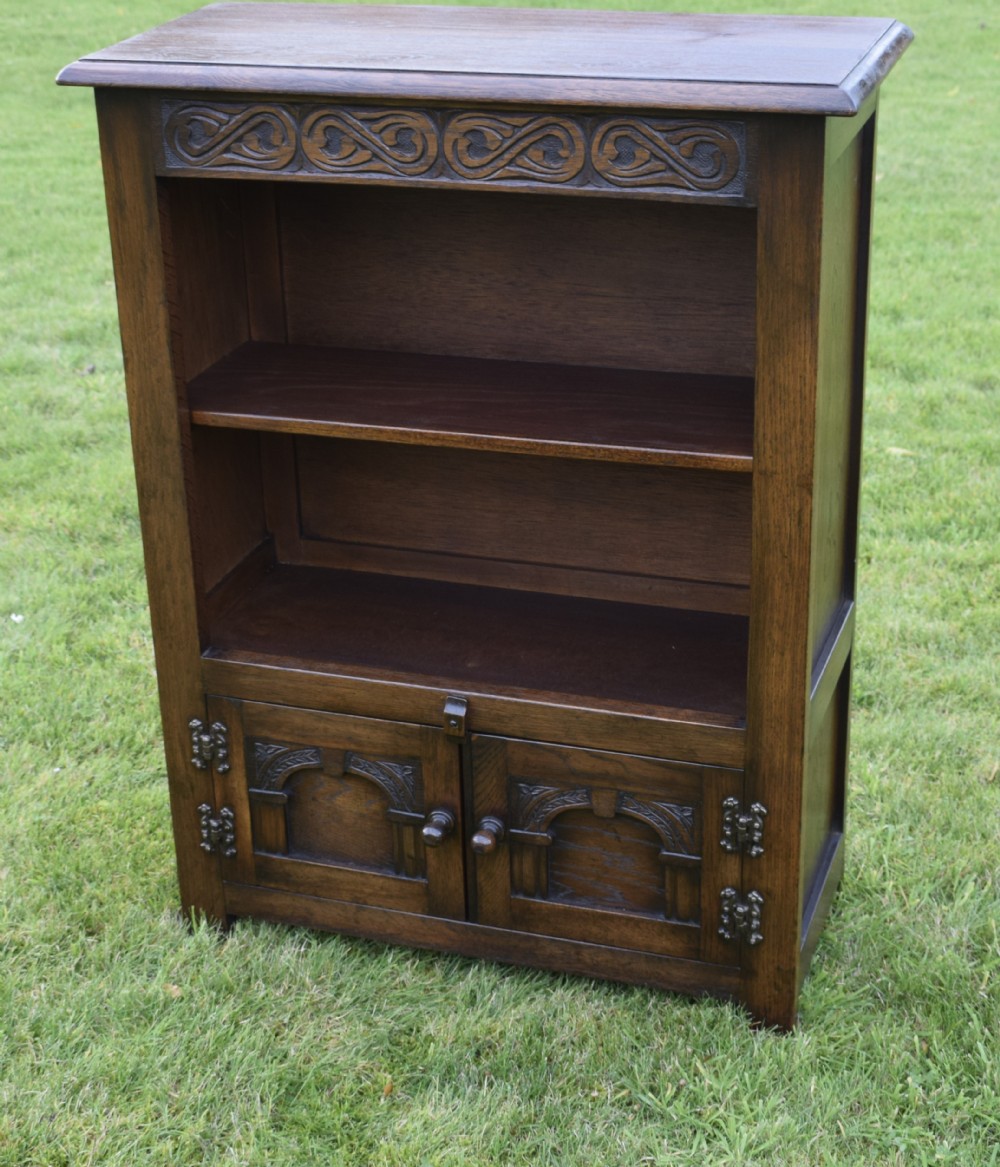 Early 20th Century Oak Jacobean Bookcase