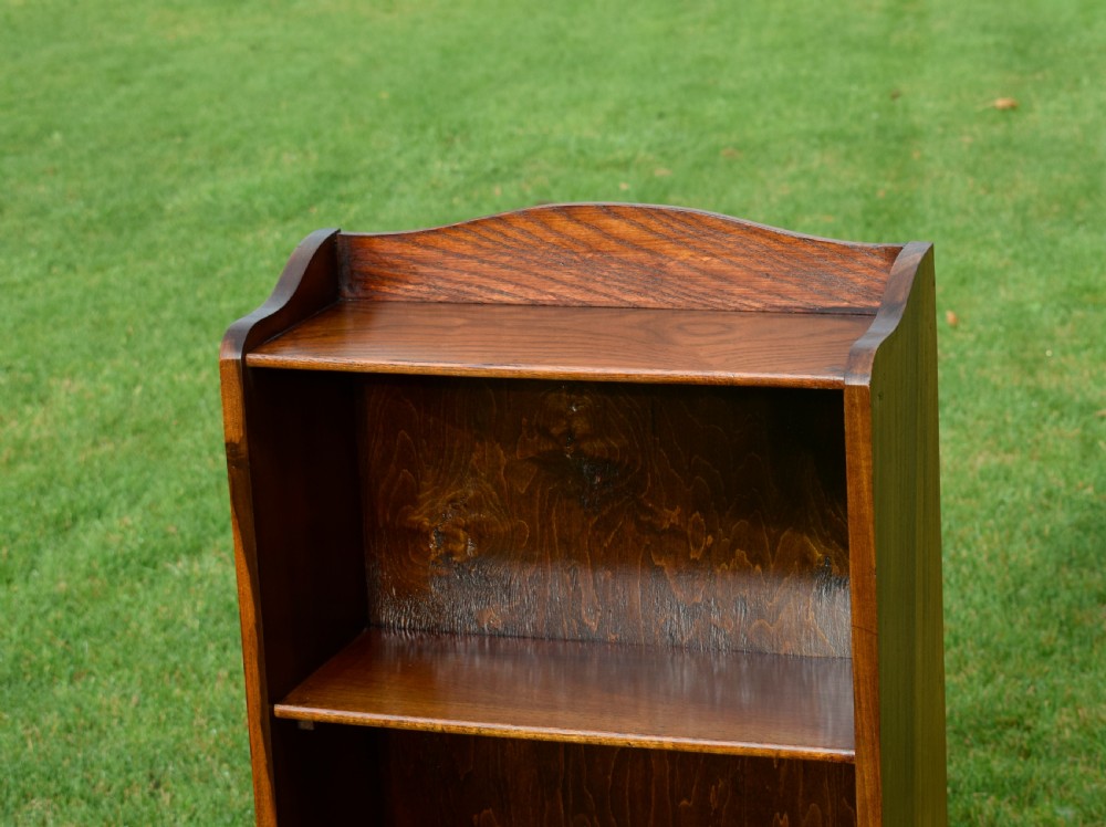 Early 20th Century Open Bookcase View III