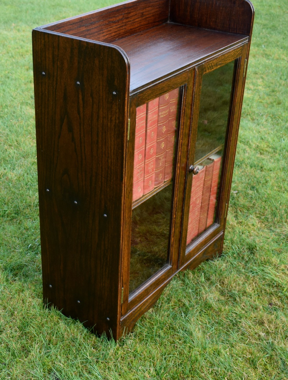 Early 20th Century Oak Glazed Bookcase View XIV