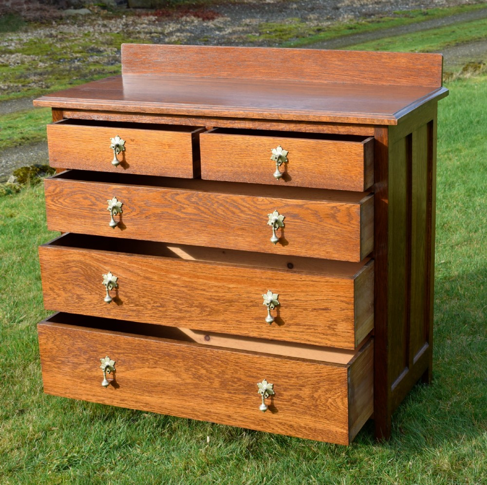 Arts & Crafts Oak Chest of Drawers View VIII