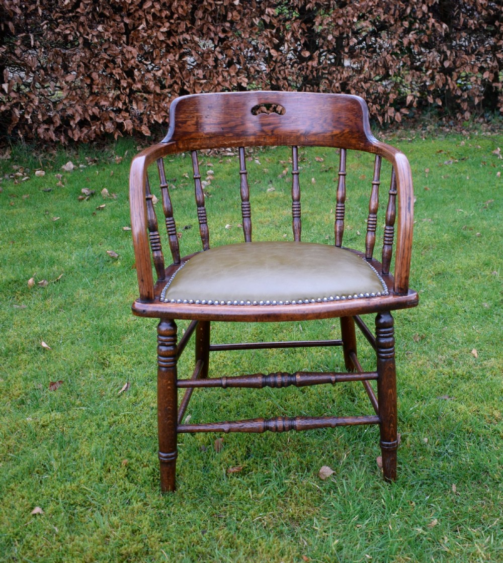 Early 20th Century Oak Desk Chair View VI