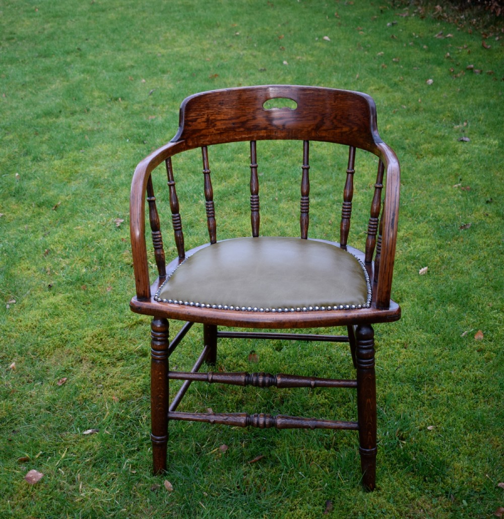 Early 20th Century Oak Desk Chair View XI