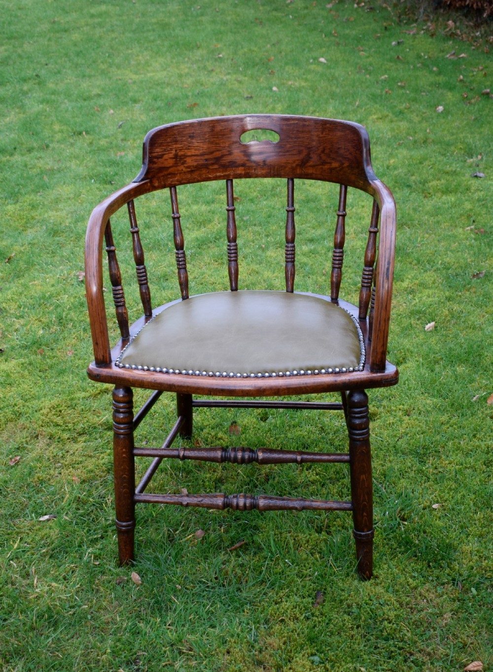 Early 20th Century Oak Desk Chair View XIII