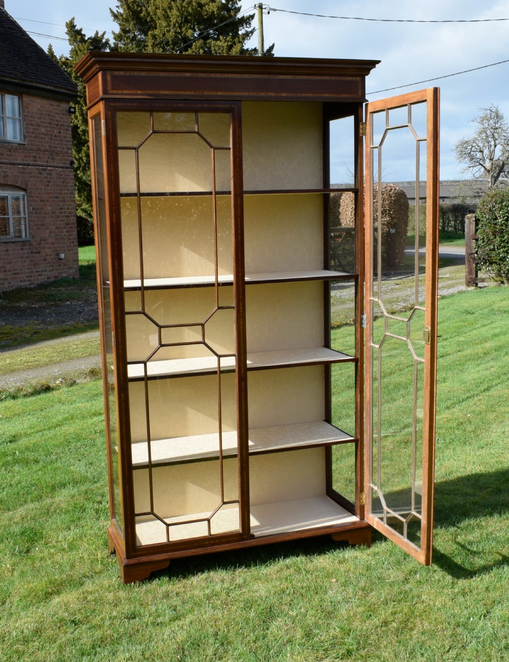 20th Century Mahogany & Inlaid Display Cabinet View XI