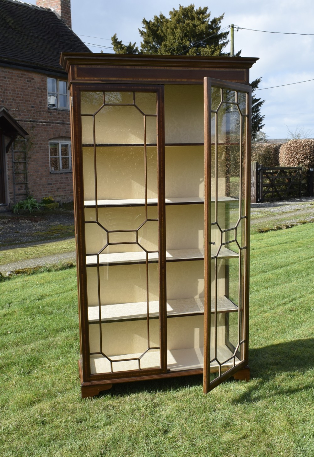 20th Century Mahogany & Inlaid Display Cabinet View XII