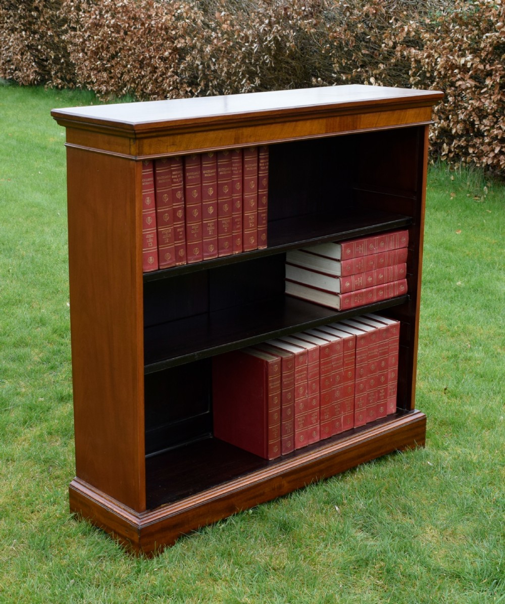 Mahogany Open Bookcase