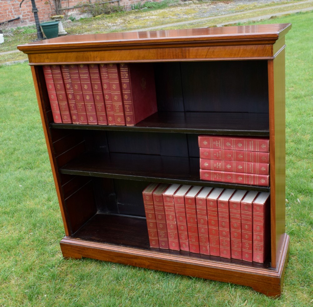 Mahogany Open Bookcase View X