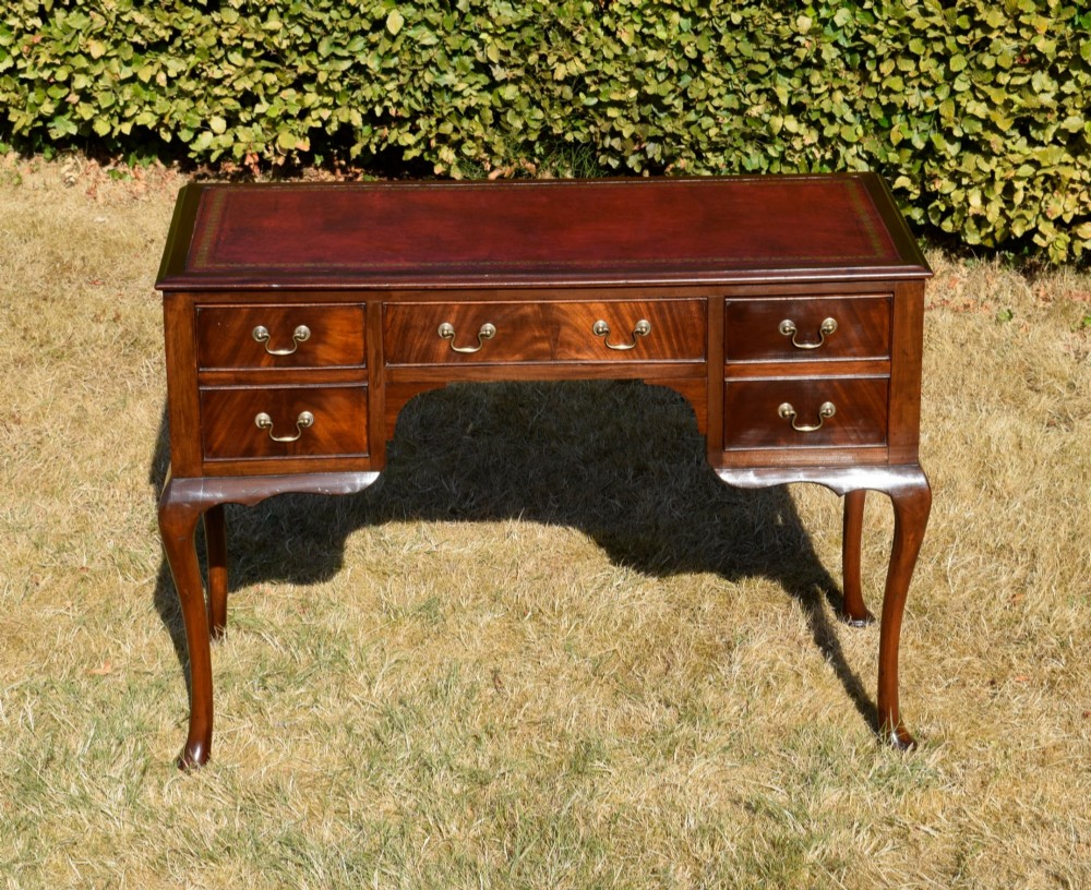 Early 20th Century Desk View XI