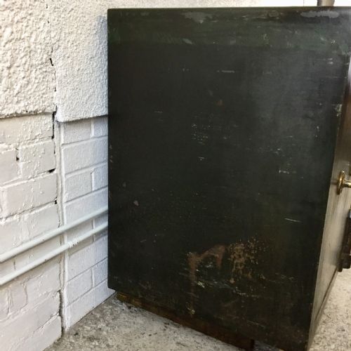 1900 CHUBB'S FIRE PROOF SAFE - ADDITIONAL PHOTO 14