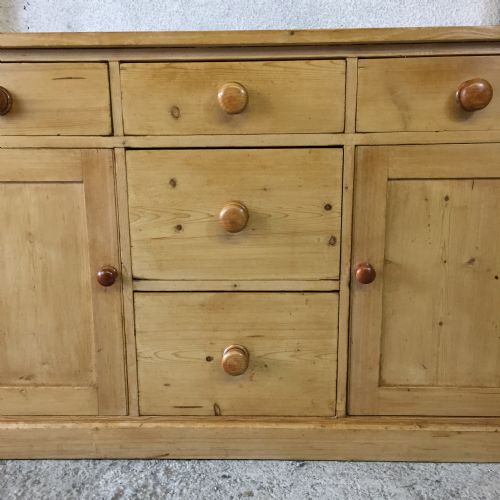 VICTORIAN PINE DRESSER WITH ORIGINAL PLATE RACK - ADDITIONAL PHOTO 6