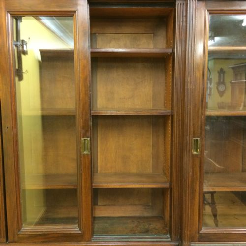 VICTORIAN MAHOGANY BREAKFRONT BOOKCASE - ADDITIONAL PHOTO 11