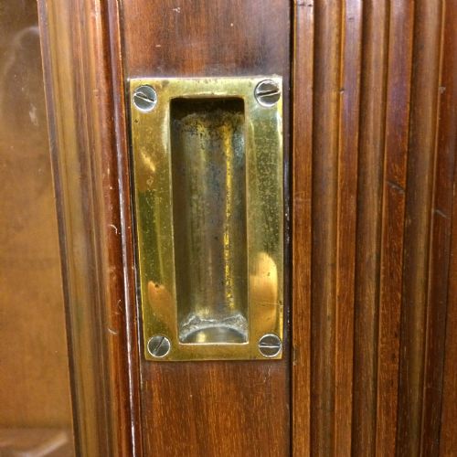 VICTORIAN MAHOGANY BREAKFRONT BOOKCASE - ADDITIONAL PHOTO 13