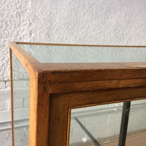 ART DECO GOLDEN OAK HABERDASHERY DISPLAY CABINET - ADDITIONAL PHOTO 2