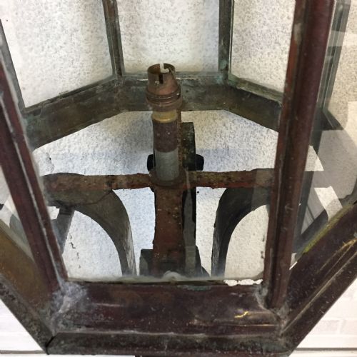 PAIR OF VICTORIAN COPPER LANTERNS WITH POSTS - ADDITIONAL PHOTO 4
