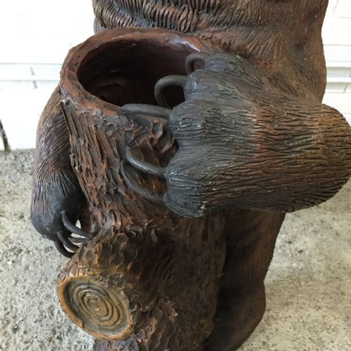 CIRCA 1900 TERRACOTTA BEAR STICK STAND - ADDITIONAL PHOTO 6