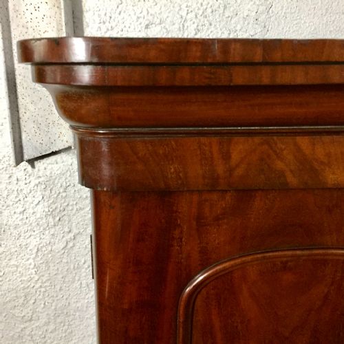 VICTORIAN MAHOGANY 3 DOOR WARDROBE - ADDITIONAL PHOTO 1