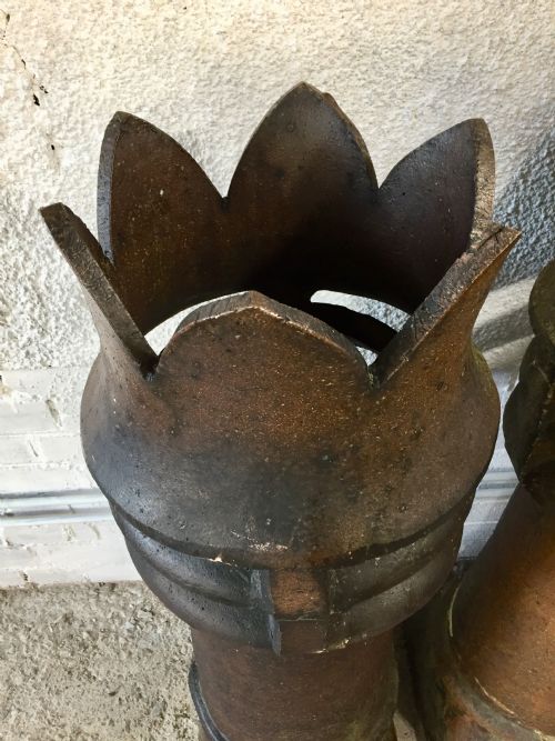 PAIR OF VICTORIAN GLAZED CROWN TOP CHIMNEY POTS - ADDITIONAL PHOTO 2