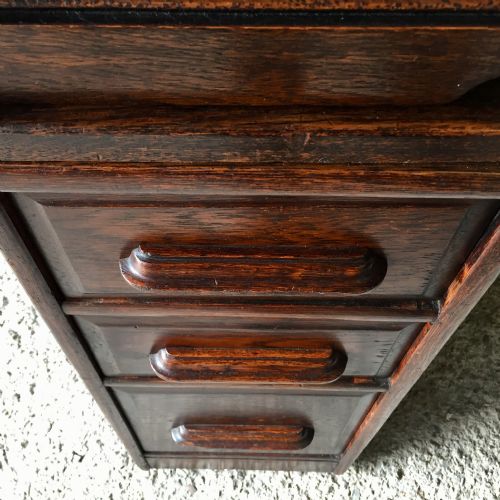 EARLY 20TH CENTURY OAK ROLL TOP DESK - ADDITIONAL PHOTO 5