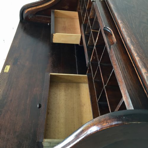 EARLY 20TH CENTURY OAK ROLL TOP DESK - ADDITIONAL PHOTO 12