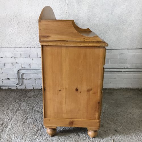VICTORIAN PINE CHEST OF DRAWERS WITH GALLERY TOP - ADDITIONAL PHOTO 9