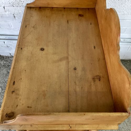 VICTORIAN PINE WASHSTAND WITH SINGLE DRAWER - ADDITIONAL PHOTO 4