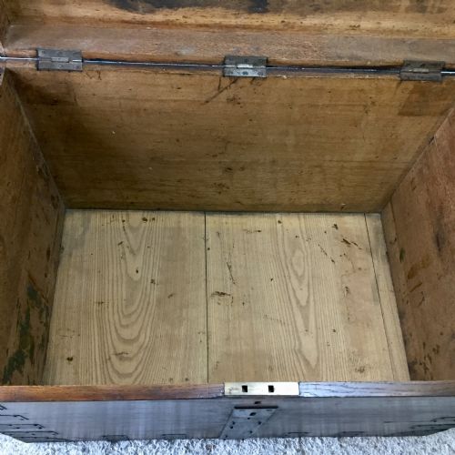 19TH CENTURY METAL BOUND OAK SILVER CHEST - ADDITIONAL PHOTO 5