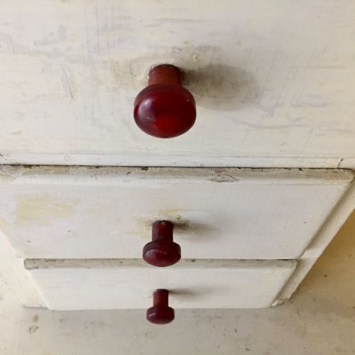ART DECO PAINTED PINE DRESSER - ADDITIONAL PHOTO 10