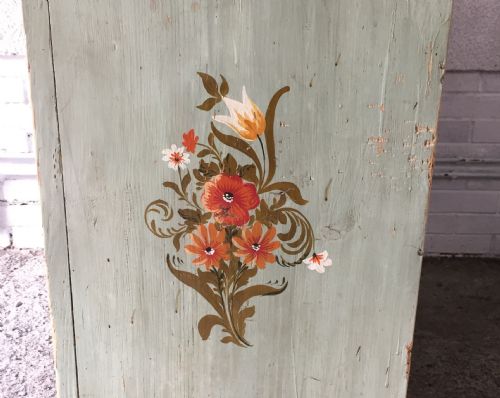 ORIGINAL PAINTED SWEDISH DRESSER BASE - ADDITIONAL PHOTO 16