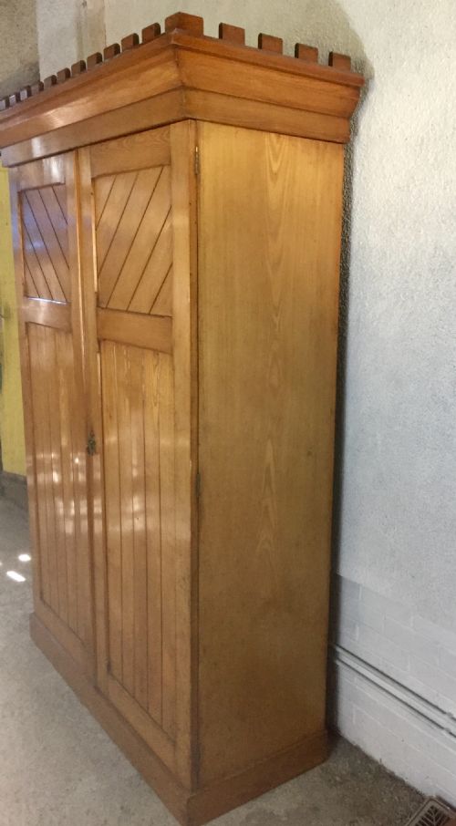 LATE VICTORIAN ASH GENTLEMAN'S WARDROBE - ADDITIONAL PHOTO 12