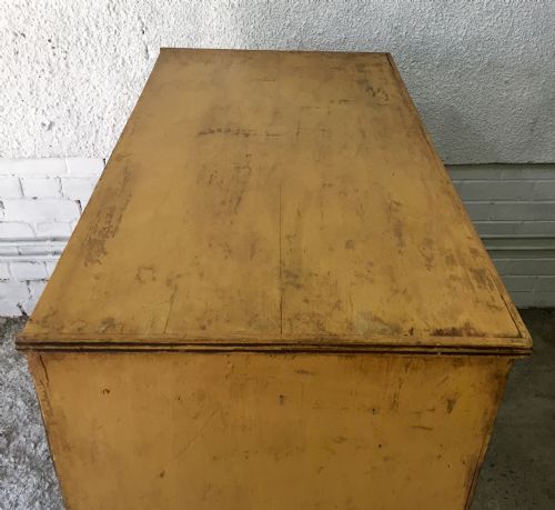 EARLY 19TH CENTURY PINE 3 DRAWER CHEST - ADDITIONAL PHOTO 3