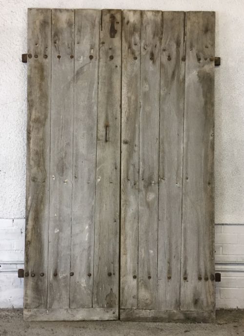 PAIR OF 19TH CENTURY FRENCH OAK DOORS - ADDITIONAL PHOTO 9