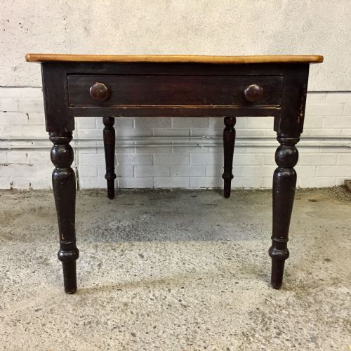 VICTORIAN PINE TABLE WITH ORIGINAL PAINT BASE - ADDITIONAL PHOTO 1