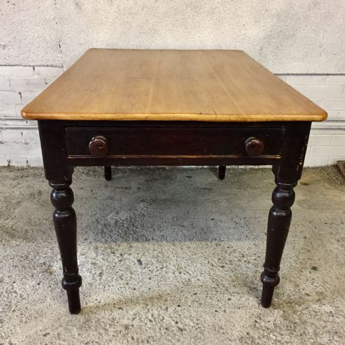 VICTORIAN PINE TABLE WITH ORIGINAL PAINT BASE - ADDITIONAL PHOTO 2