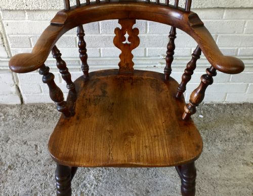 19TH CENTURY ELM AND BEECH WINDSOR CHAIR - ADDITIONAL PHOTO 3