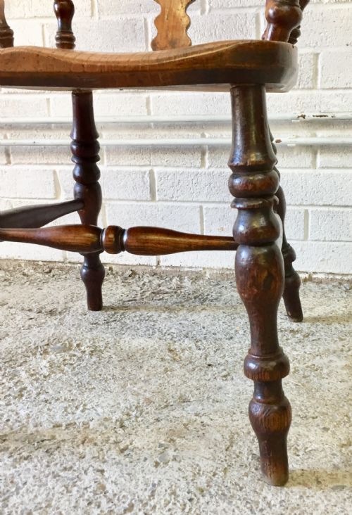 19TH CENTURY ELM AND BEECH WINDSOR CHAIR - ADDITIONAL PHOTO 9