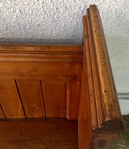 VICTORIAN PITCH PINE CHURCH PEW - ADDITIONAL PHOTO 4