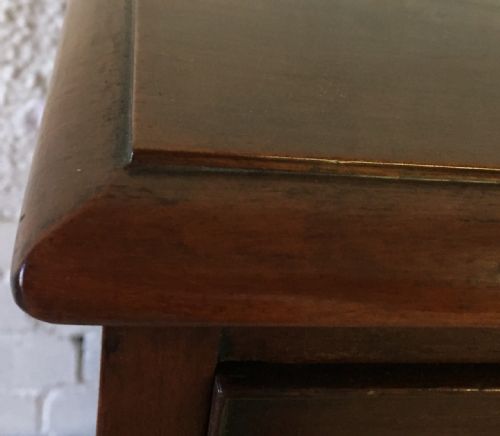 VICTORIAN MAHOGANY CHEST OF DRAWERS - ADDITIONAL PHOTO 3