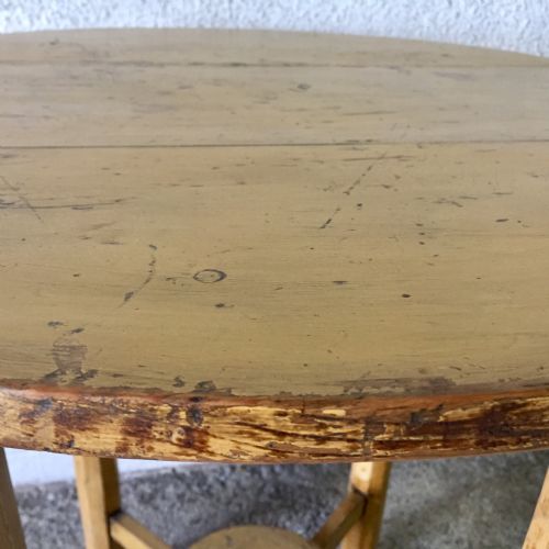 19TH CENTURY IRISH ROUND TABLE - ADDITIONAL PHOTO 4