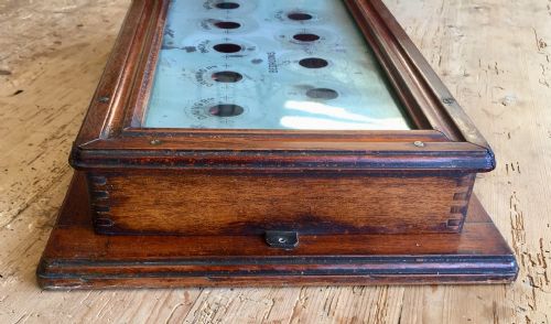 SERVANTS BELL BOX IN MAHOGANY CASE - ADDITIONAL PHOTO 5