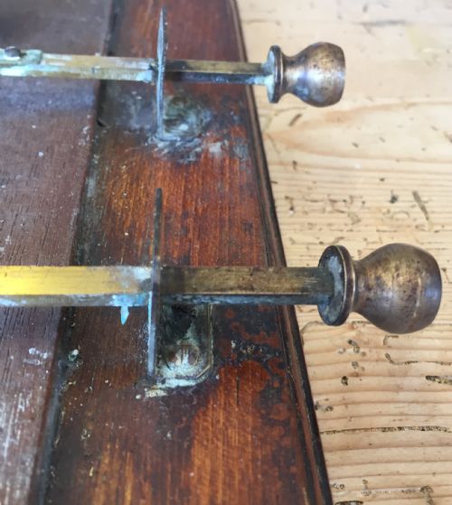 SERVANTS BELL BOX IN MAHOGANY CASE - ADDITIONAL PHOTO 10