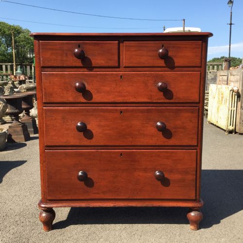 victorian pine chest of drawers with original mahogany stain - CATEGORY: ANTIQUE CHEST OF DRAWERS - DATED VICTORIAN
