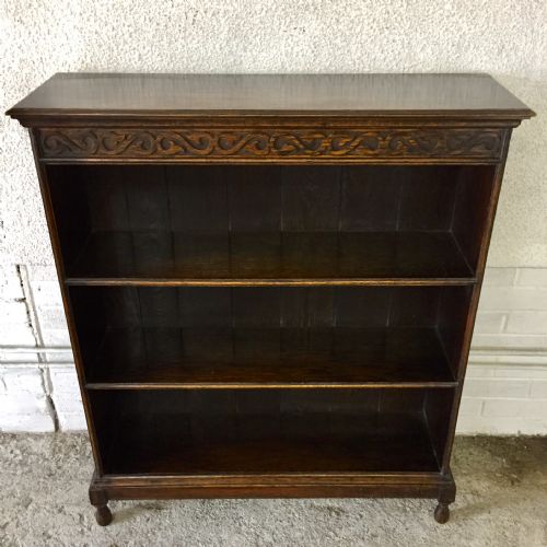 EDWARDIAN OAK BOOKCASE ON TURNED FEET - ADDITIONAL PHOTO 1