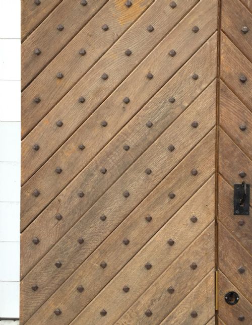 PAIR OF 19TH CENTURY OAK STUDDED EXTERNAL DOORS - ADDITIONAL PHOTO 2