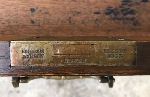 CIRCA 1900 OAK KNEEHOLE PEDESTAL DESK - ADDITIONAL PHOTO 10
