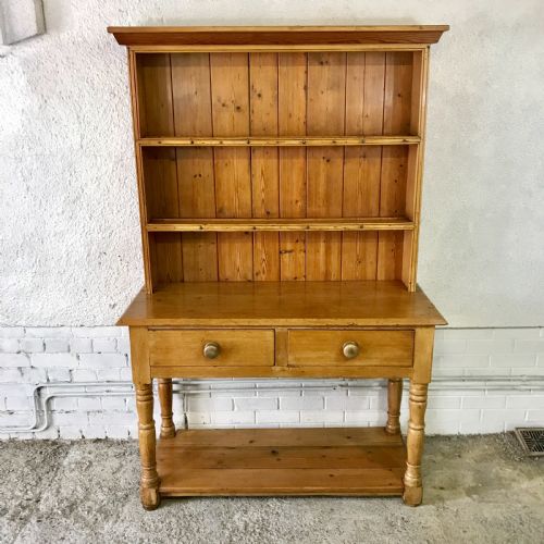 victorian pine dresser - CATEGORY: ANTIQUE DRESSERS - DATED VICTORIAN