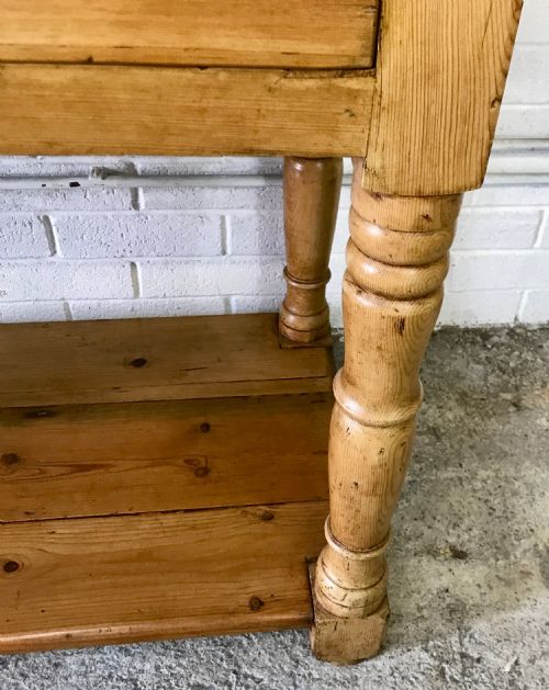 VICTORIAN PINE DRESSER - ADDITIONAL PHOTO 8