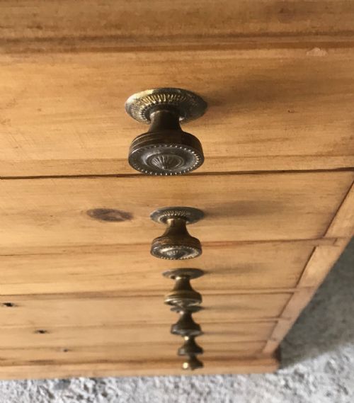 VICTORIAN PINE 6 DRAWER WELLINGTON CHEST - ADDITIONAL PHOTO 3