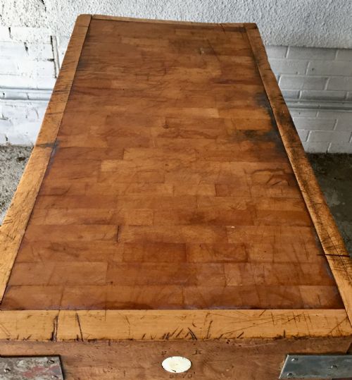 BUTCHERS BLOCK WITH DOUBLE SIDED DRAWERS - ADDITIONAL PHOTO 4