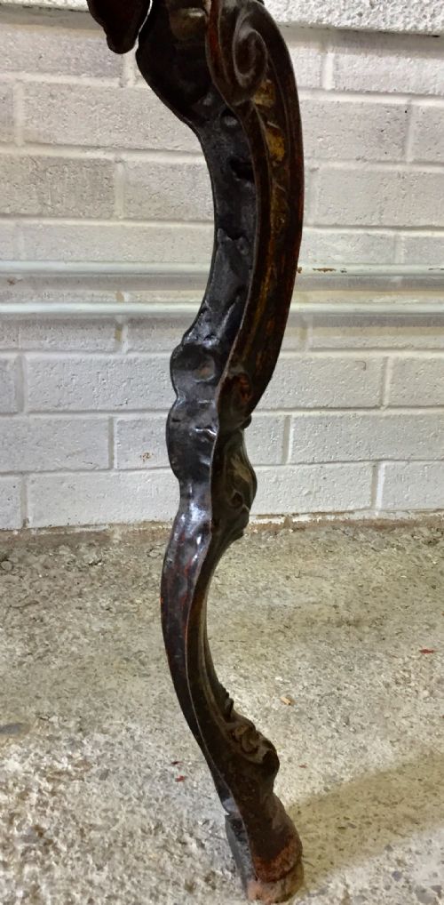 VICTORIAN CAST IRON PUB TABLE - ADDITIONAL PHOTO 11