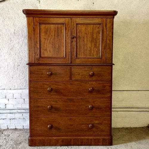 victorian mahogany dwarf linen press with key - CATEGORY: ANTIQUE CABINETS - DATED VICTORIAN